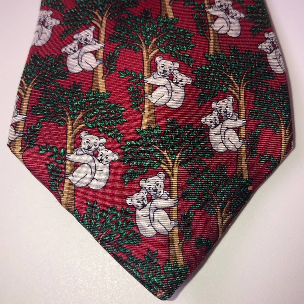 Burberry’s Silk Koalas Tie - Picture 6 of 6